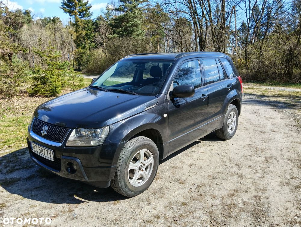 Suzuki Grand Vitara 2.0 Comfort - 2