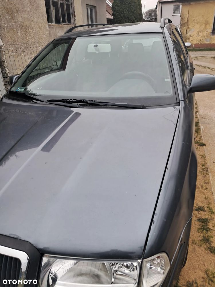 Skoda Octavia 1.6 Tour - 3