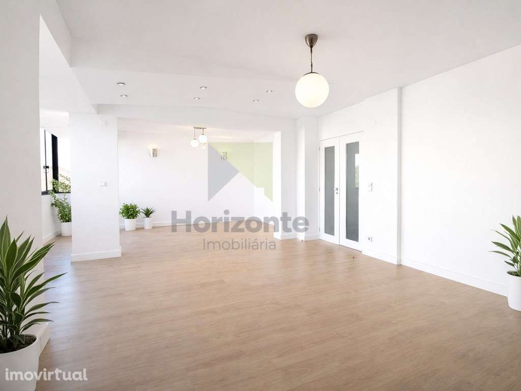 Apartamento T3 com Excelentes Áreas e Luminosidade - Campo Grande - Grande imagem: 4/22