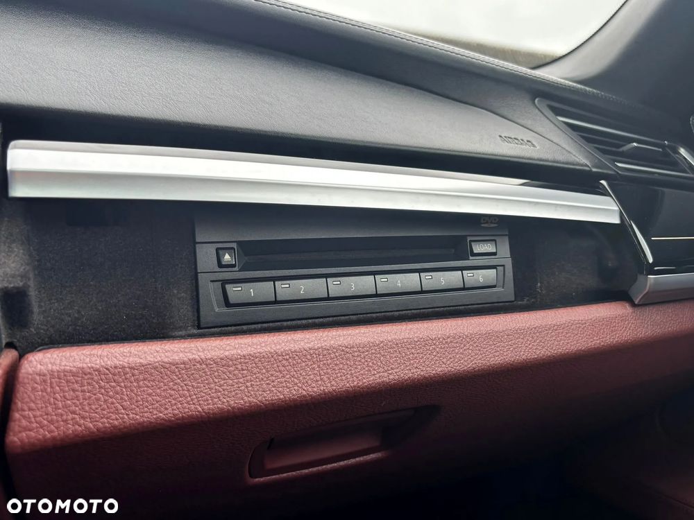BMW Seria 7 750i L xDrive - 19