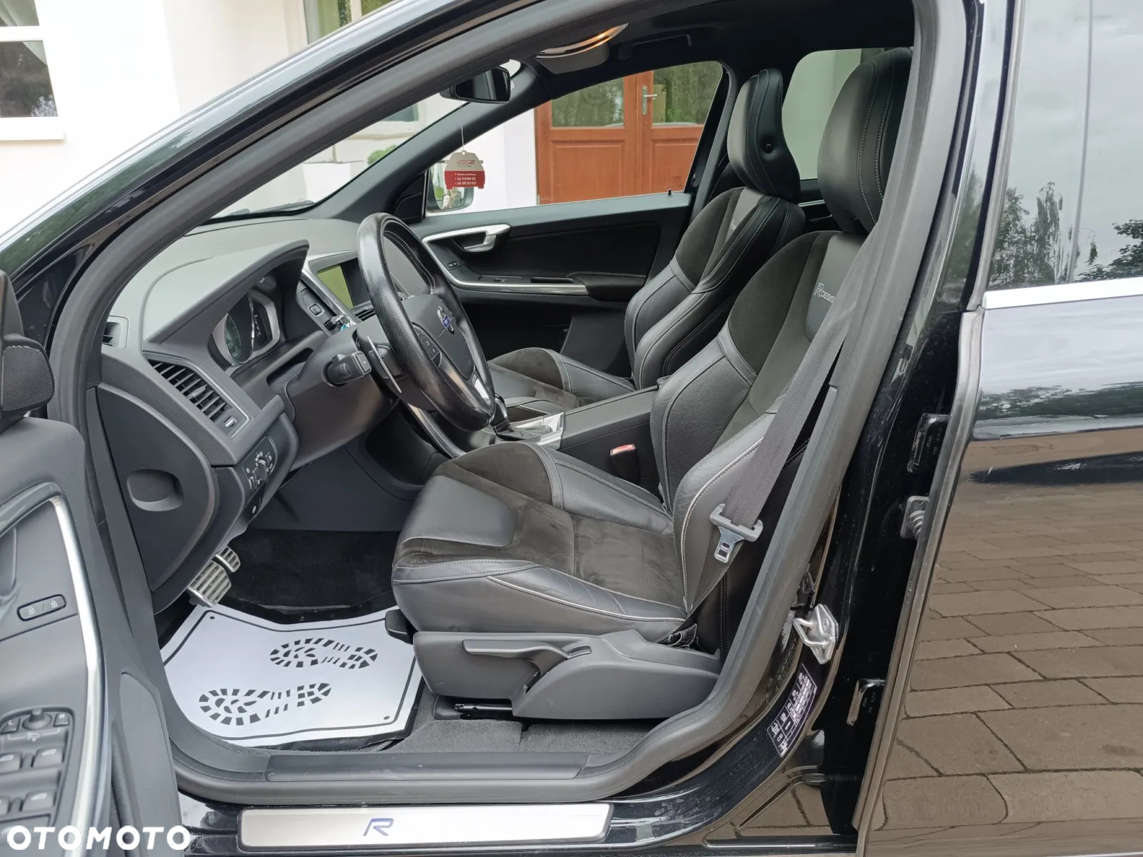 Volvo XC 60 D4 Geartronic Momentum - 21