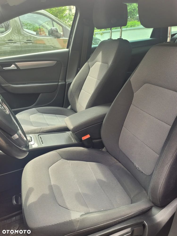 Volkswagen Passat 2.0 TDI Comfortline Optimum DSG - 10