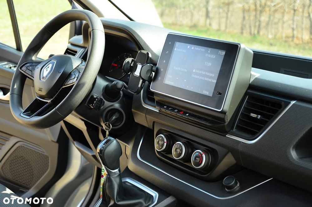 Renault Trafic 2.0 dCi EDC - 31
