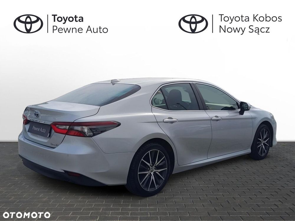 Toyota Camry 2.5 Hybrid Prestige CVT - 2