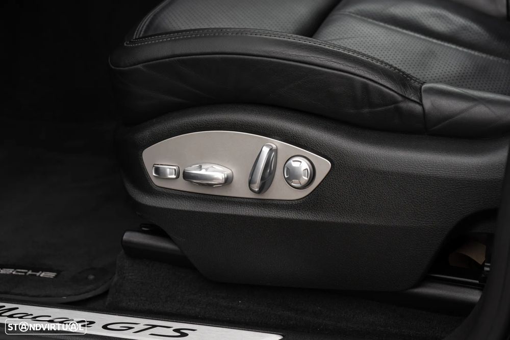 Porsche Macan GTS - 22