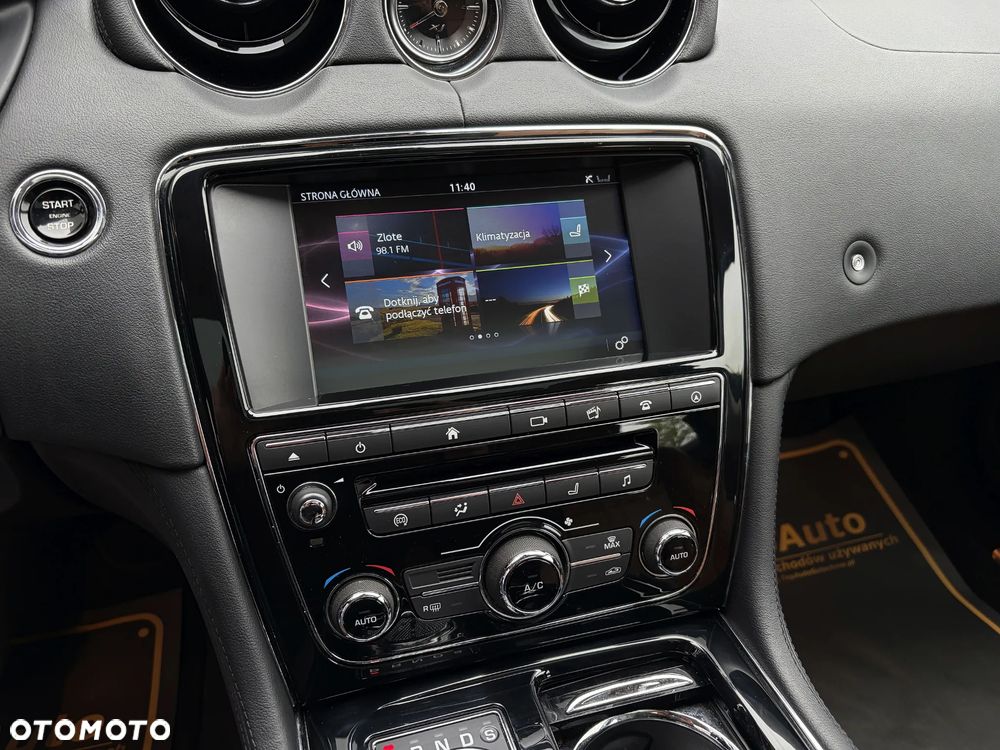 Jaguar XJ 3.0 D V6 Premium Luxury - 33