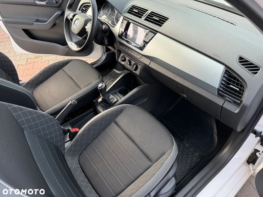 Skoda Fabia - 9