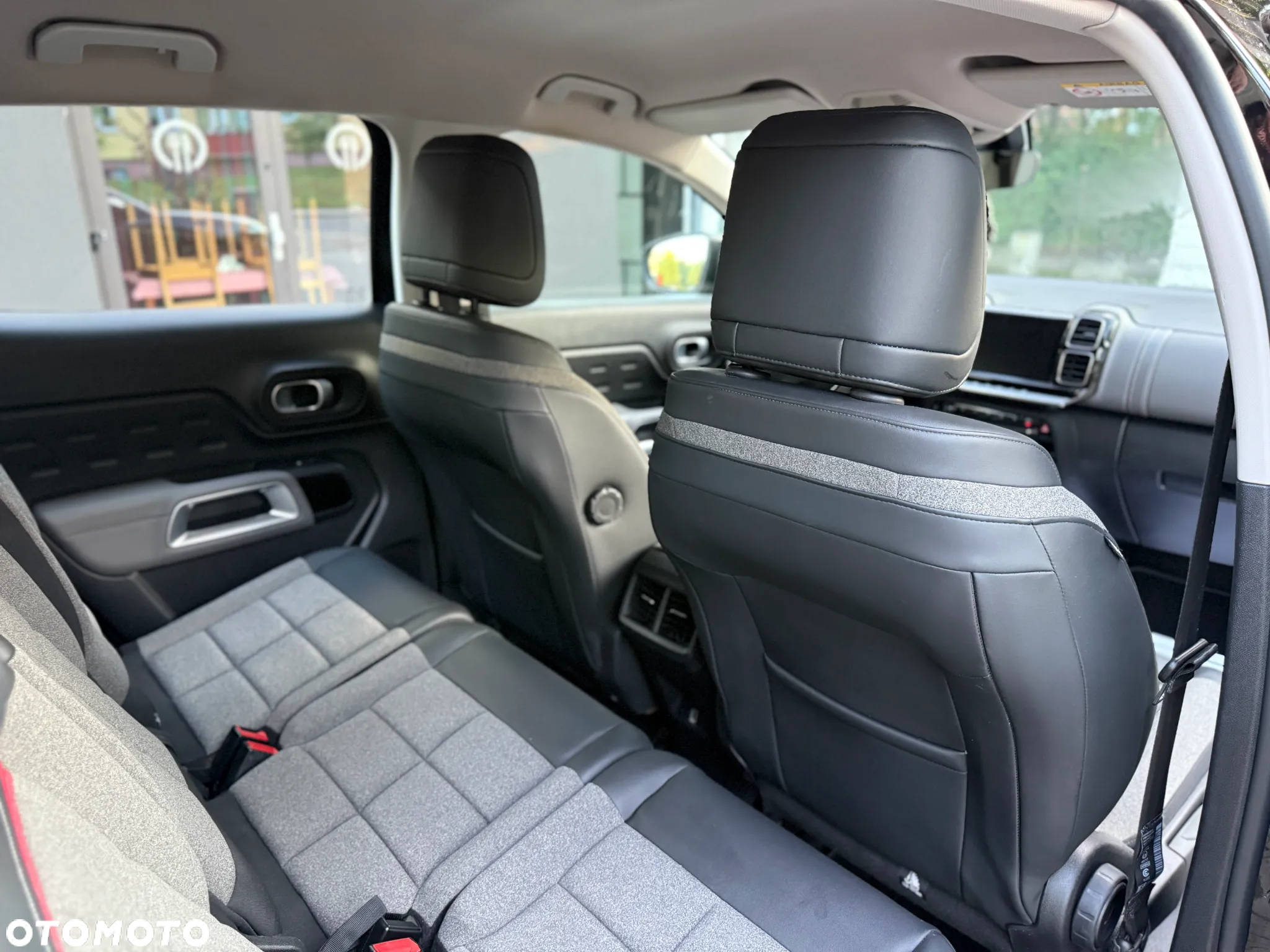Citroën C5 Aircross Hybrid 225 e.EAT8 SHINE PACK - 24