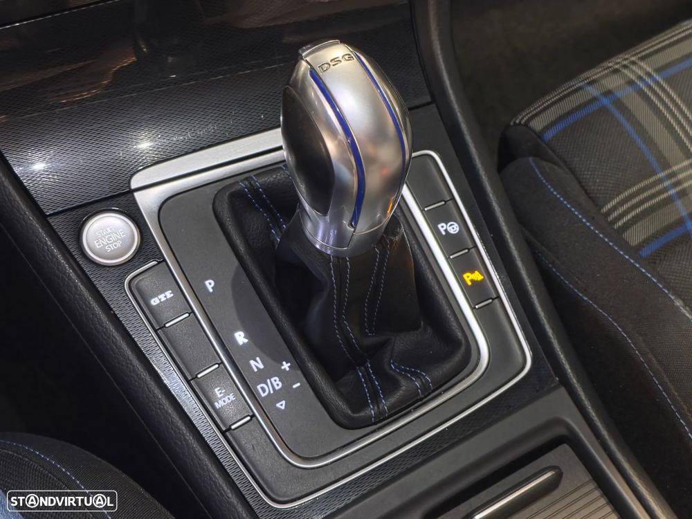 VW Golf 1.4 GTE Plug-In-Hybrid DSG - 8