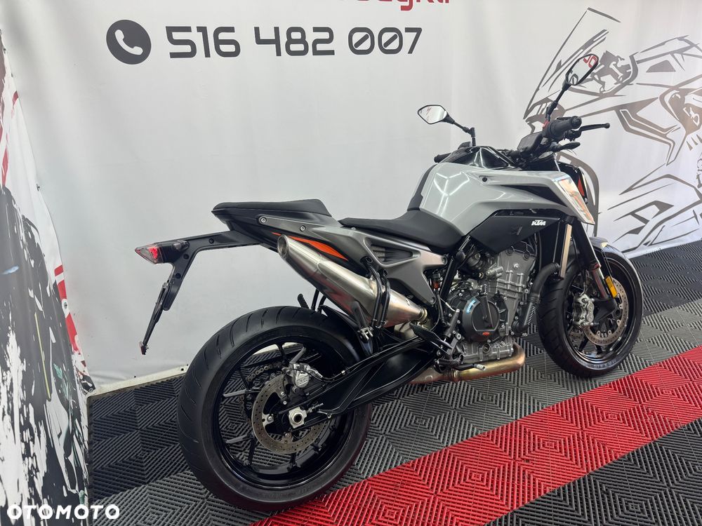 KTM Duke - 4