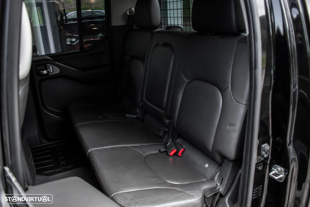 Nissan Navara 2.5 dCi CD SE AT 4WD - 22