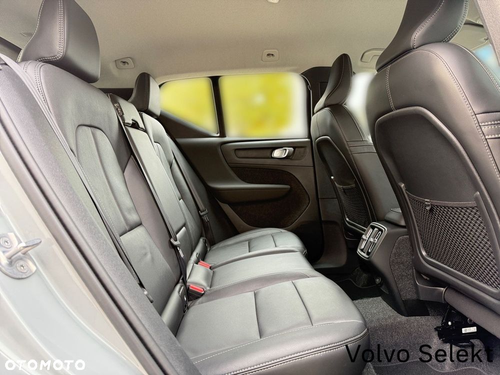 Volvo XC 40 - 30