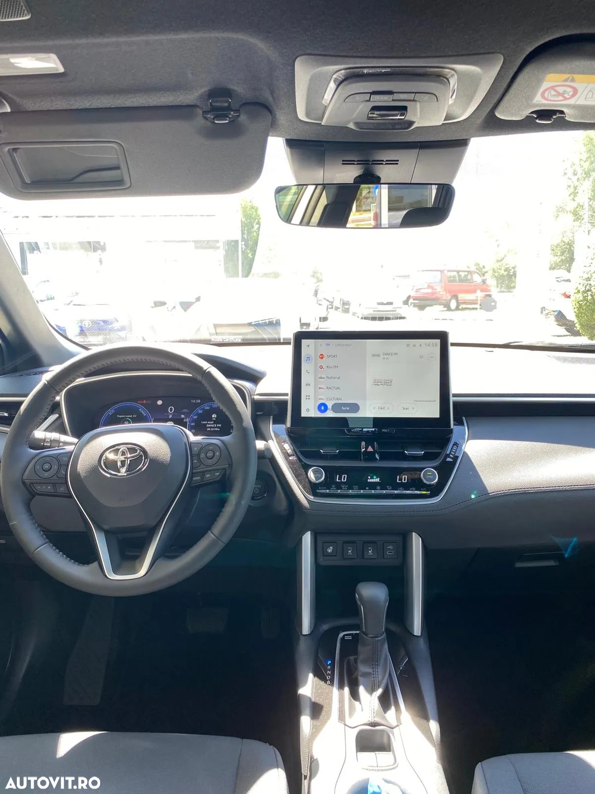 Toyota Corolla Cross - 5