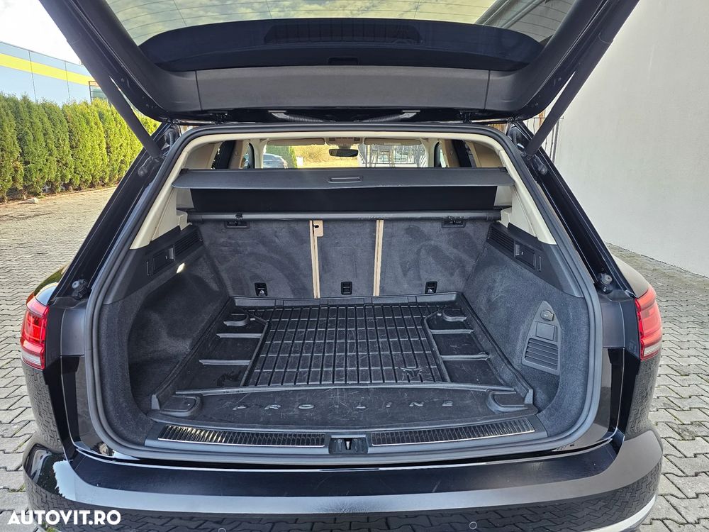 Volkswagen Touareg - 18