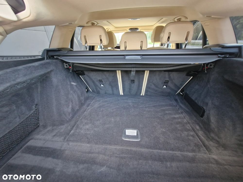 BMW Seria 3 320d Edition M Sport Shadow - 31