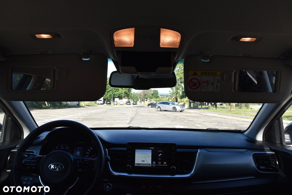Kia Stonic - 24