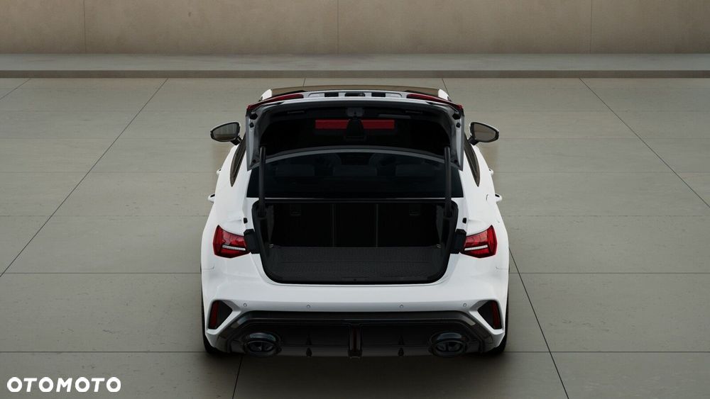 Audi RS3 Limousine - 5