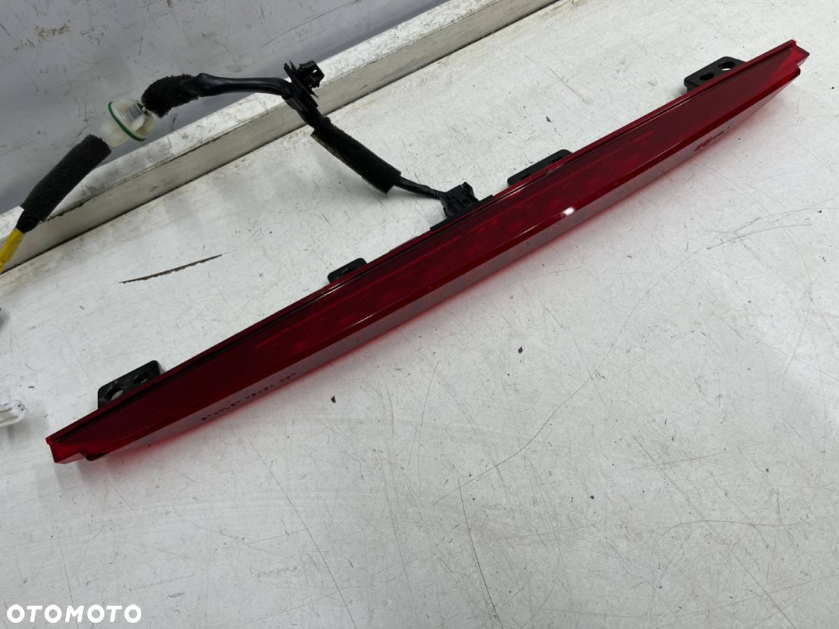 Lampa Mazda CX-5 II CX5 II 17r.- trzecie dodatkowe światło stop w spoiler klapy tk48-51580 - 2