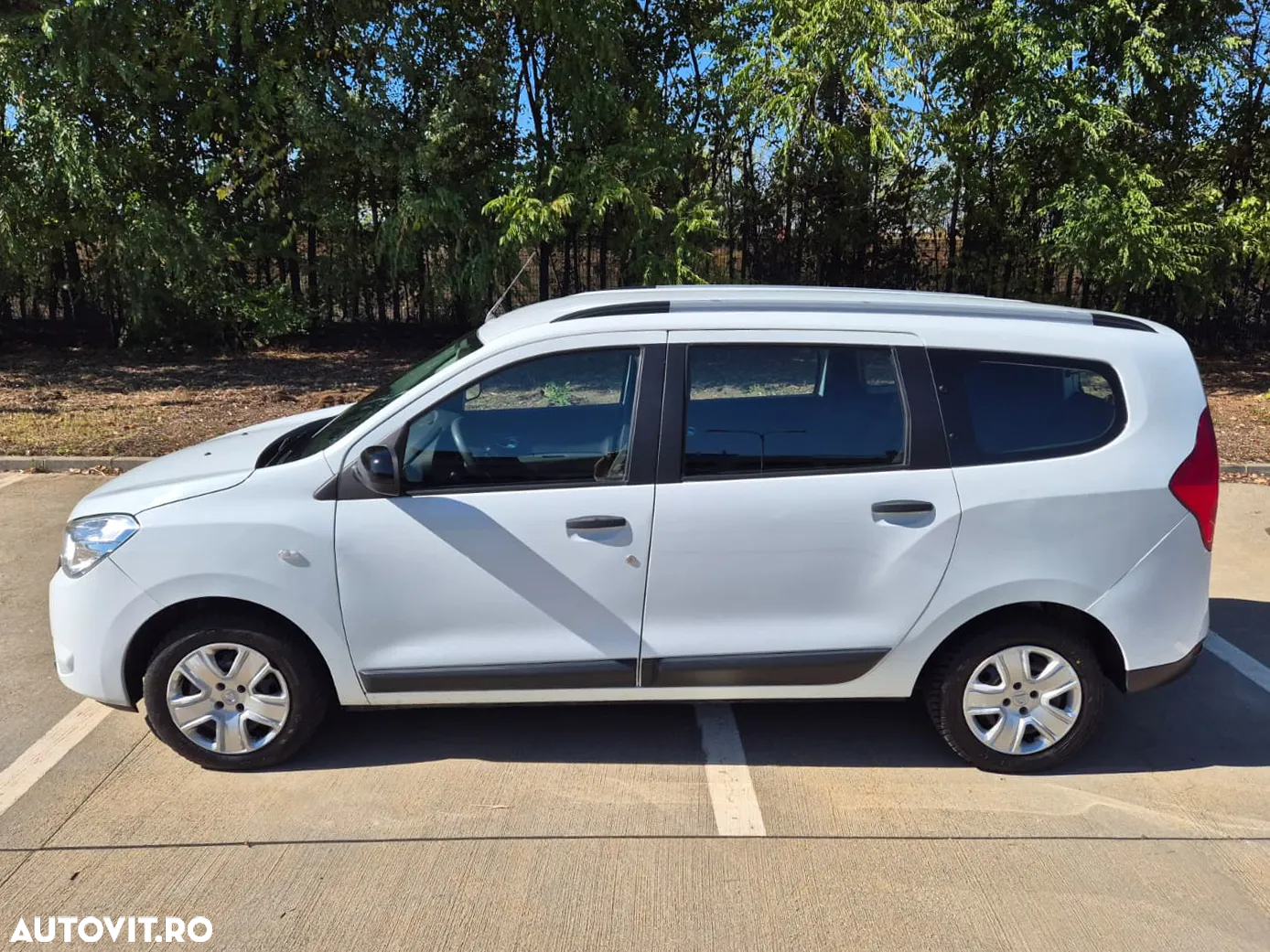 Dacia Lodgy 1.5 Blue dCi Laureate - 18