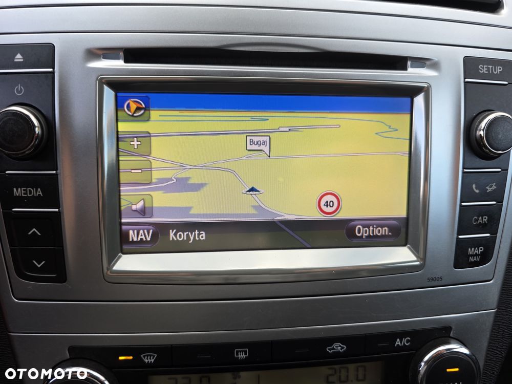 Toyota Avensis - 28