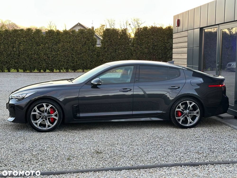 Kia Stinger - 5