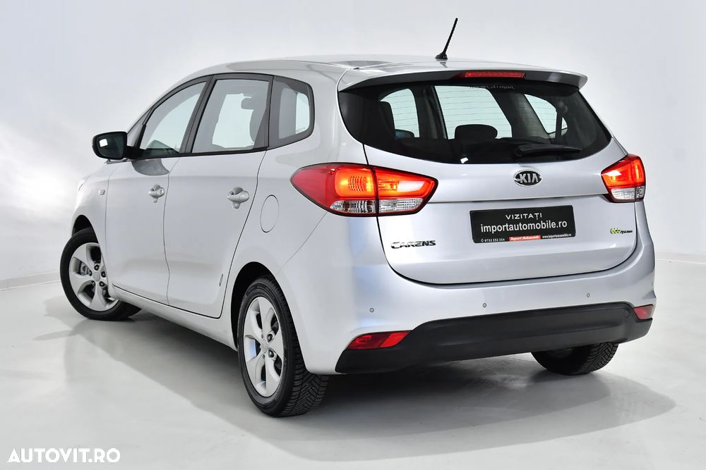 Kia Carens 1.7 DSL Comfort - 4
