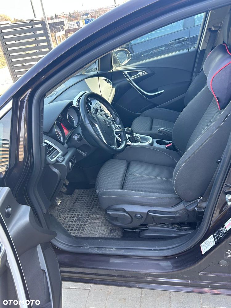 Opel Astra 1.4 T Sport - 8