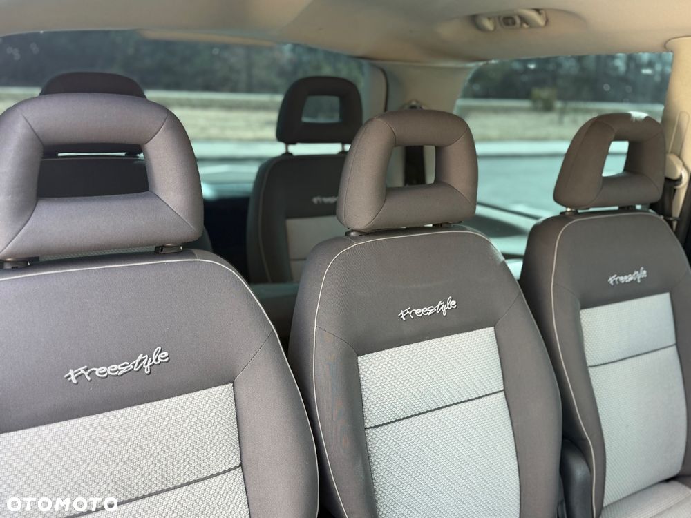 Volkswagen Sharan 1.9 TDI Comfortline - 7