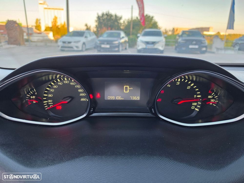 Peugeot 308 SW 1.5 BlueHDi Style - 44