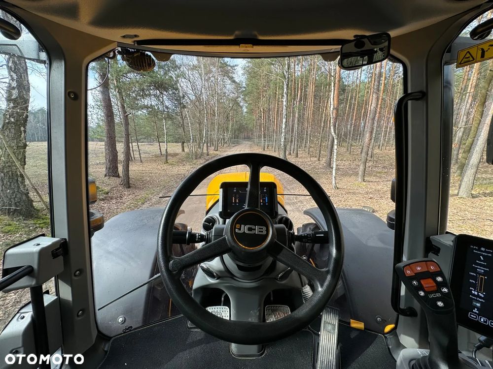 JCB Fastrac 4220 ICON | DEMO |220 KM |2022 ROK - 22