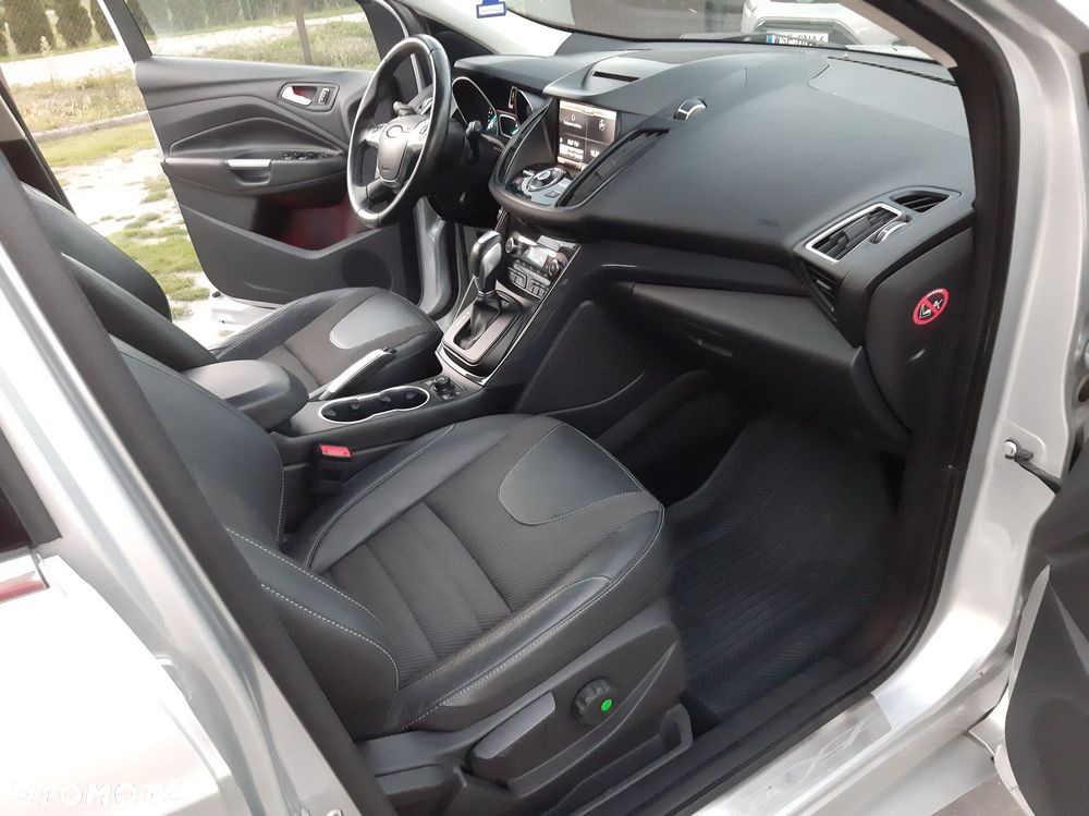 Ford Kuga - 15