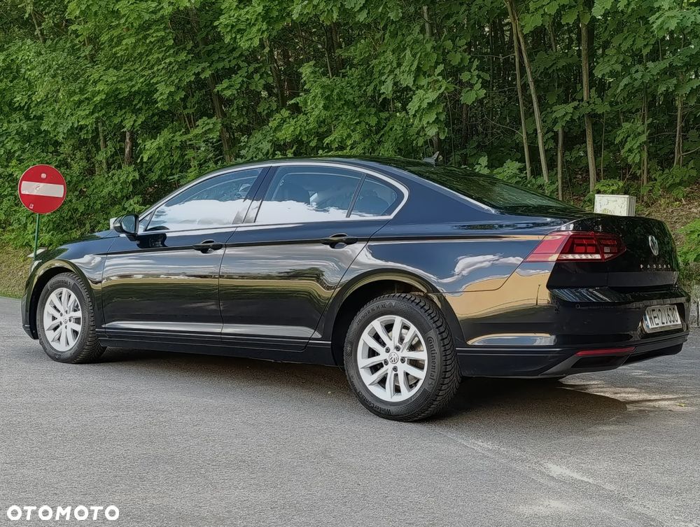 Volkswagen Passat 2.0 TDI EVO Business DSG - 37