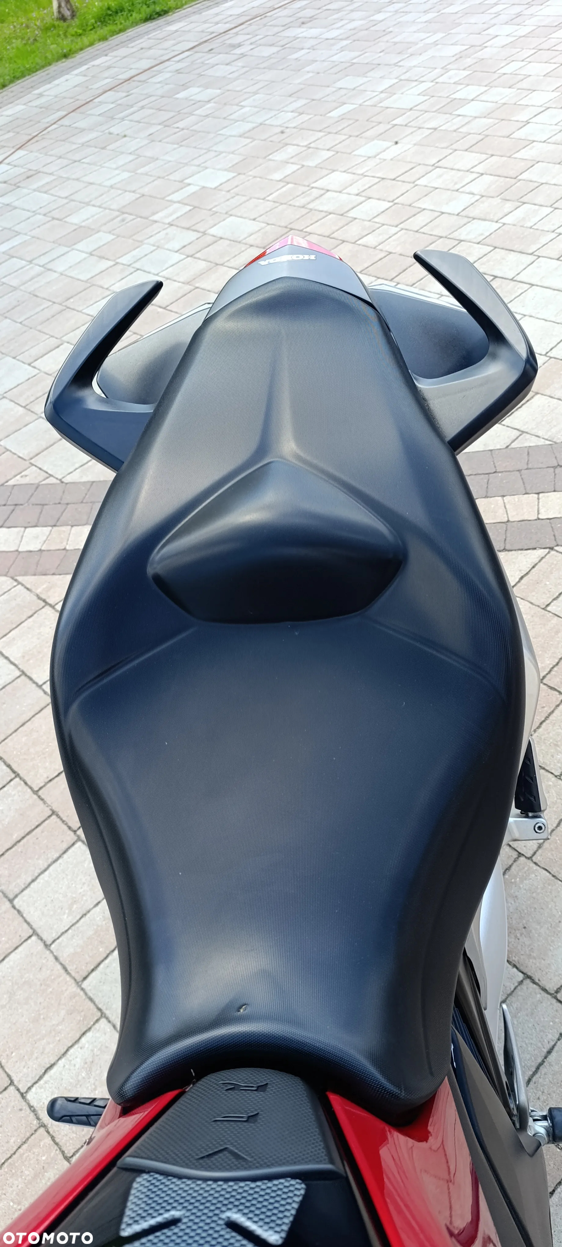 Honda VFR - 9