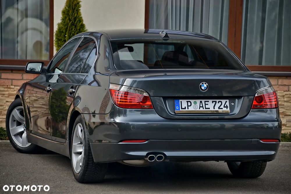 BMW Seria 5 530d Edition Exclusive - 4