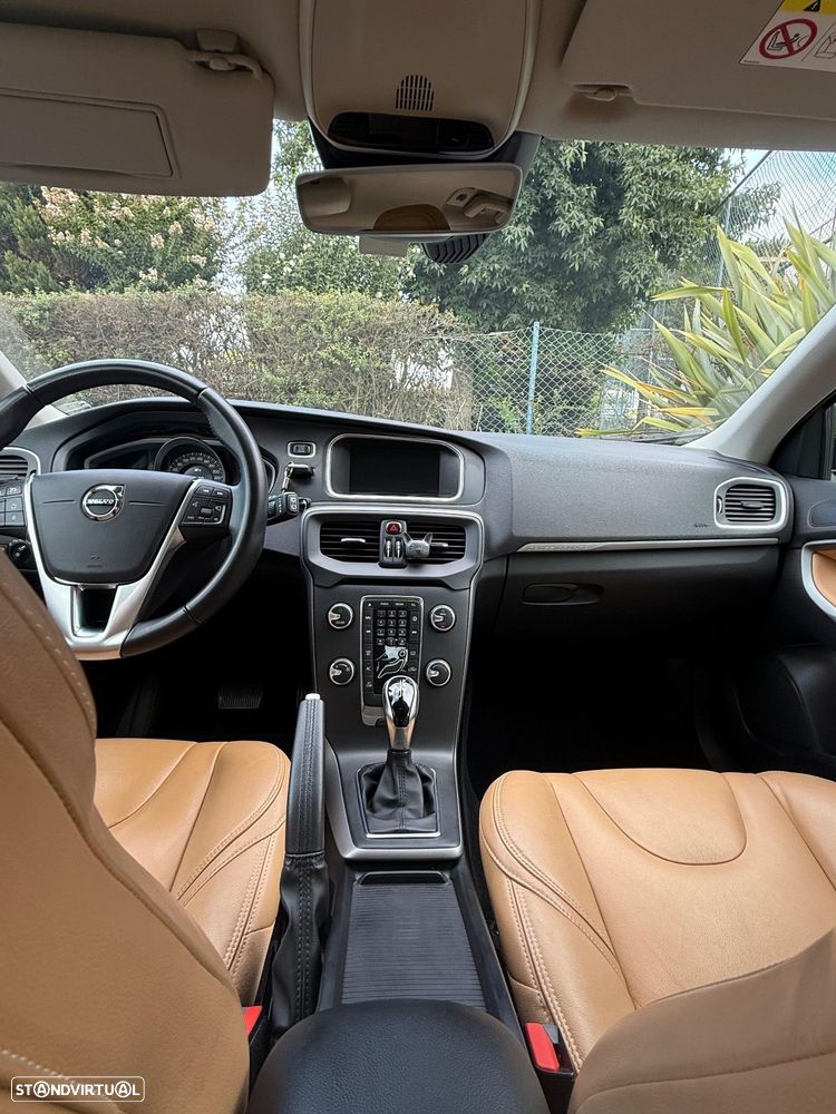 Volvo V40 1.5 T3 Sport Edition Geartronic - 9