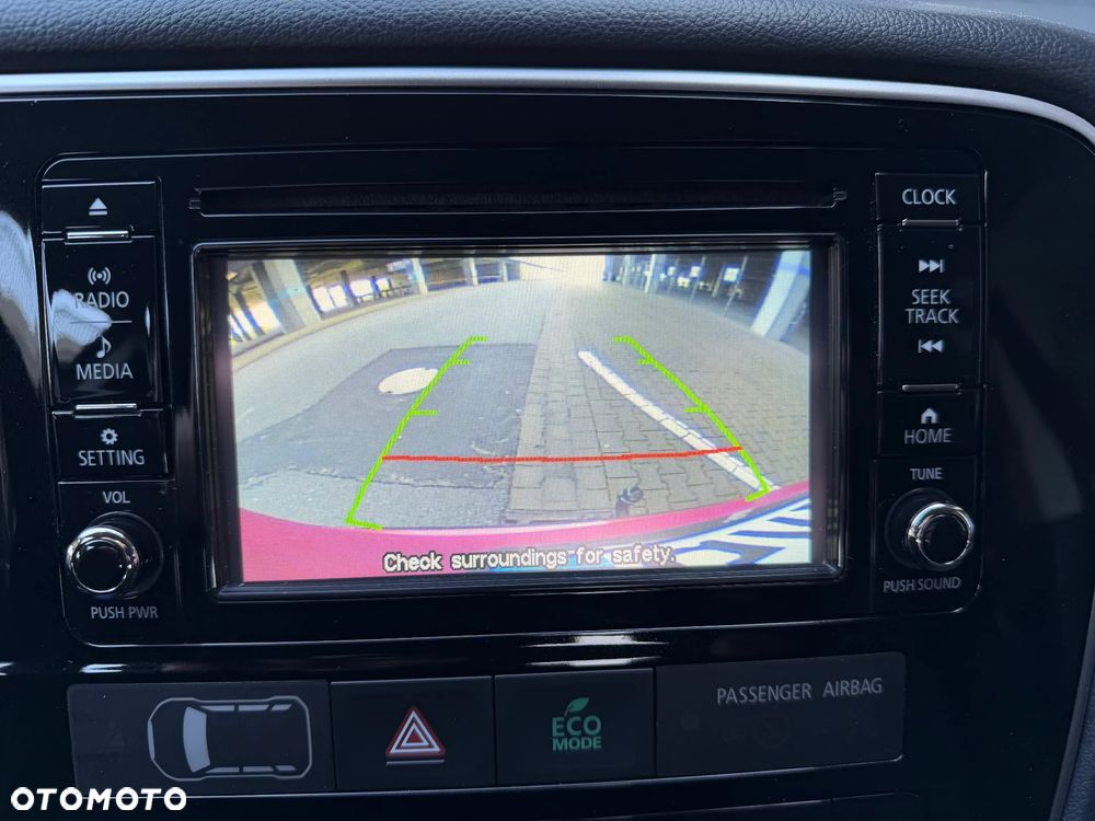 Mitsubishi Outlander 2.0 2WD Diamant - 30