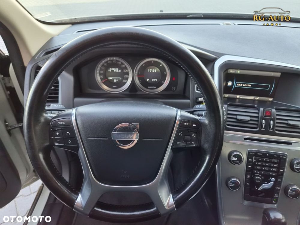 Volvo XC 60 - 40
