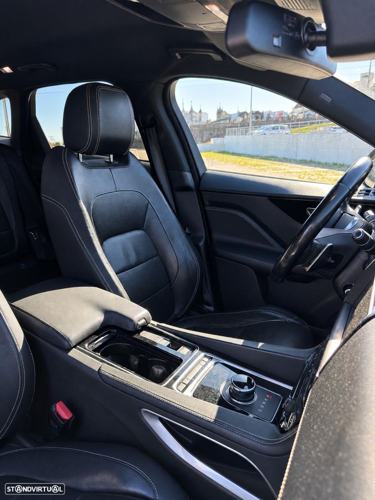 Jaguar F-Pace 2.0 i4D R-Sport Aut. - 12
