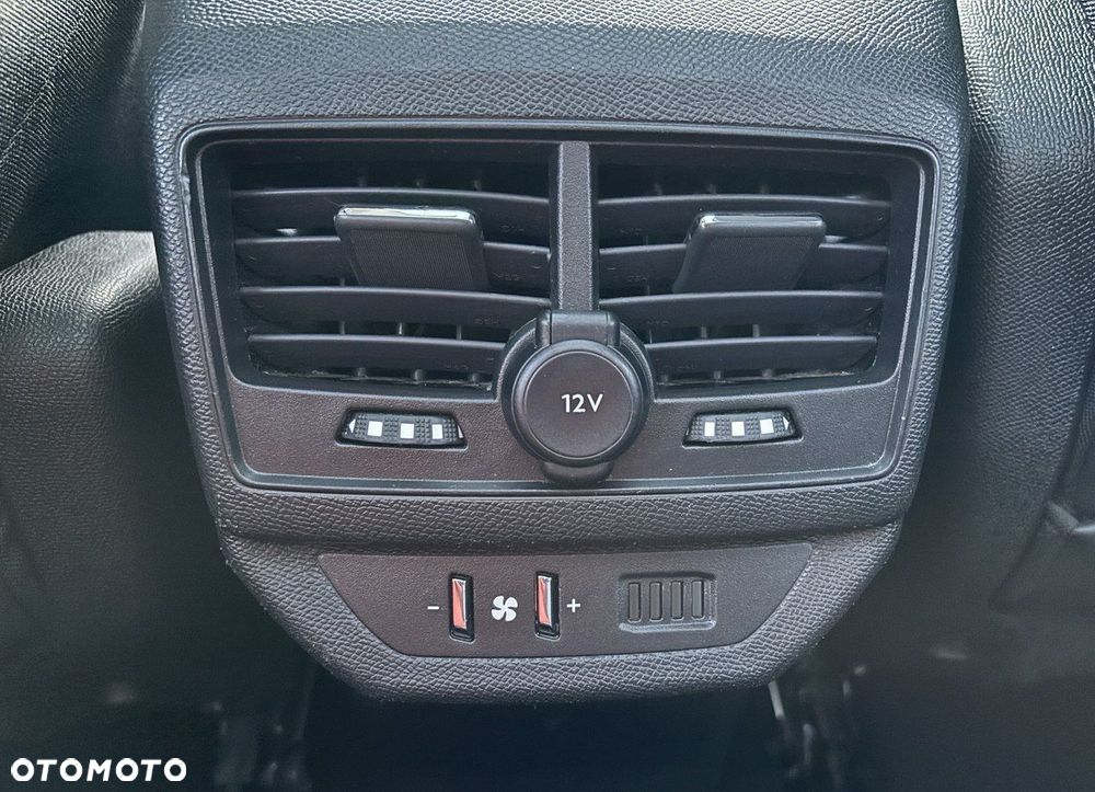 Peugeot 5008 - 30