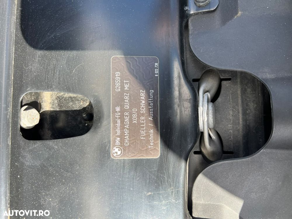 BMW Seria 5 520d - 40