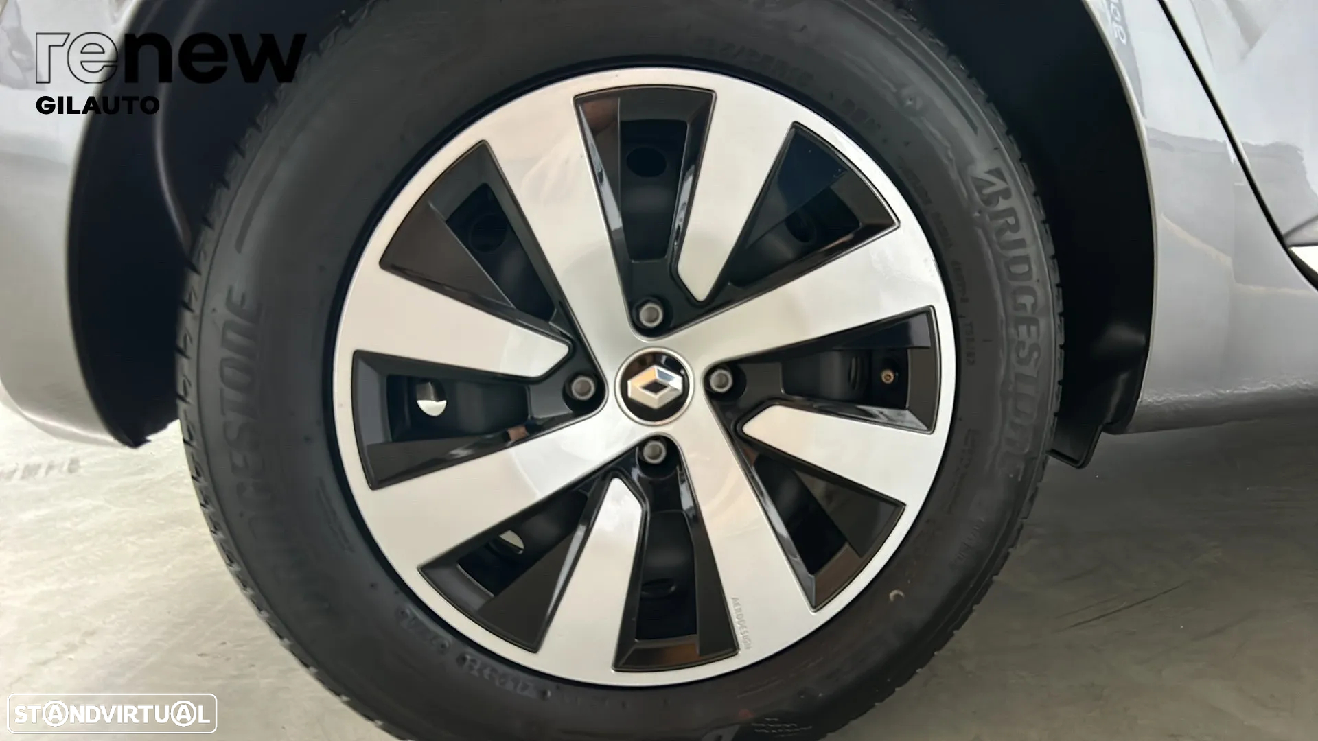 Renault Clio 1.0 TCe Evolution - 9
