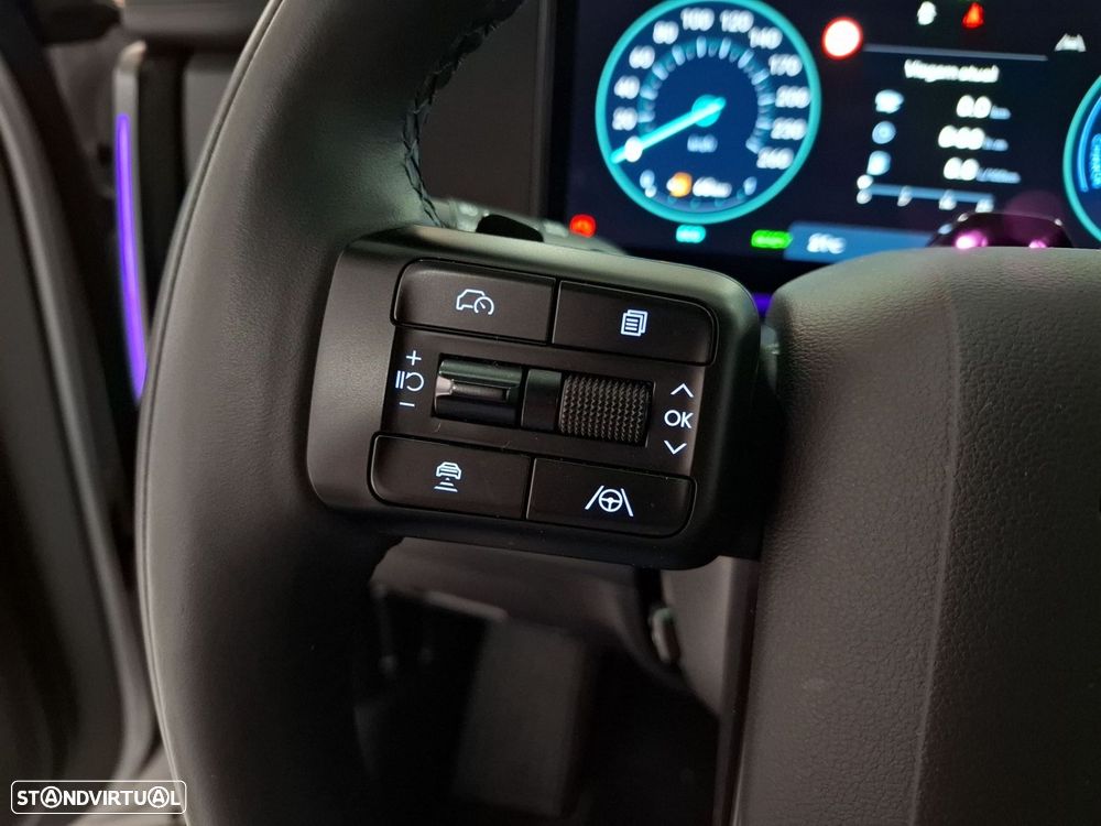 Hyundai Santa Fe 1.6 T-GDI HEV Vanguard - 17