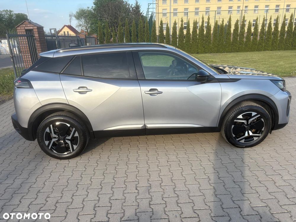 Peugeot 2008 PureTech 130 EAT8 Active - 24