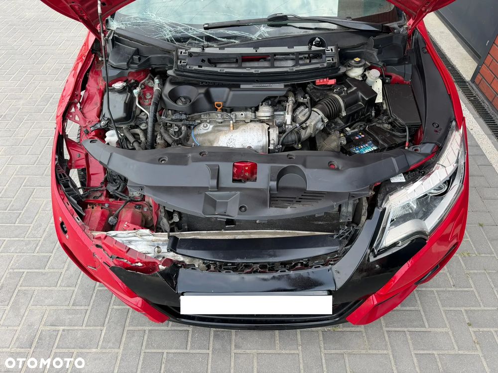 Honda Civic 1.6 i-DTEC Executive Black Edition - 25