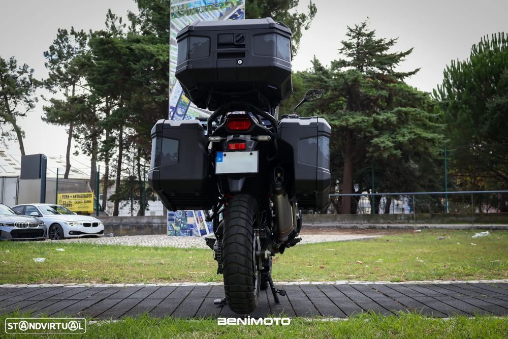Honda Africa Twin 1100 - 6