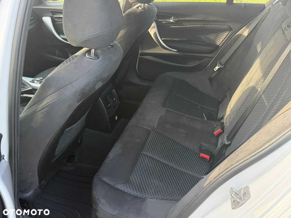 BMW Seria 1 116d - 14