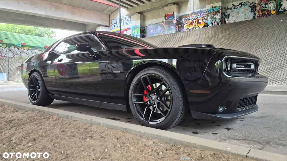 Dodge Challenger 5.7 R/T Shaker - 8