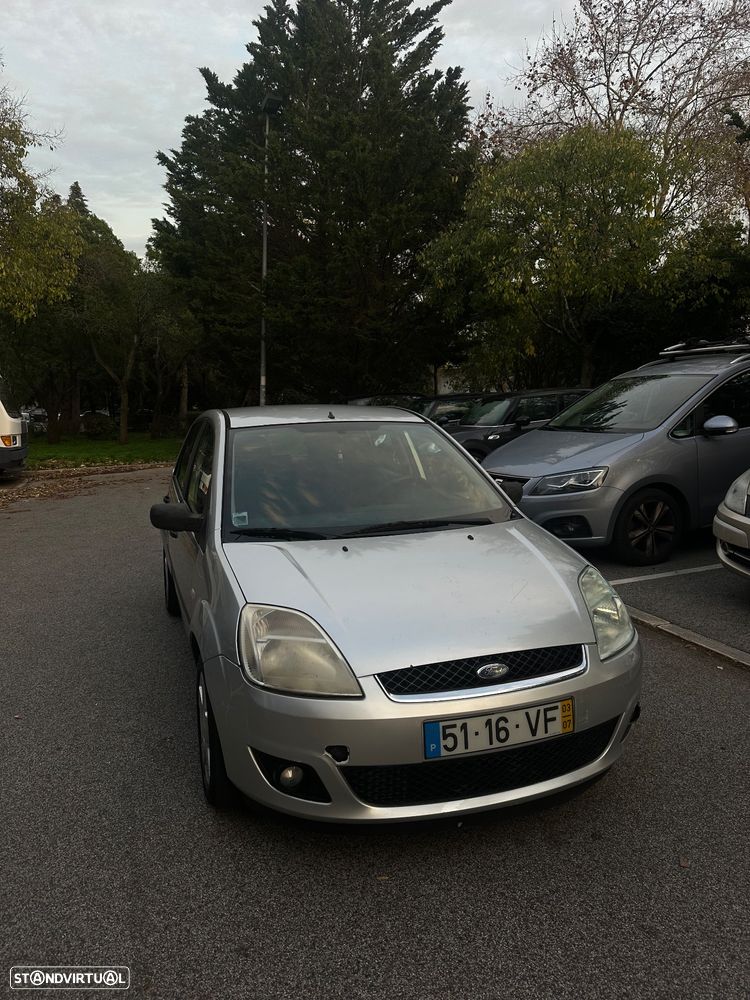 Ford Fiesta 1.25 Trend - 2