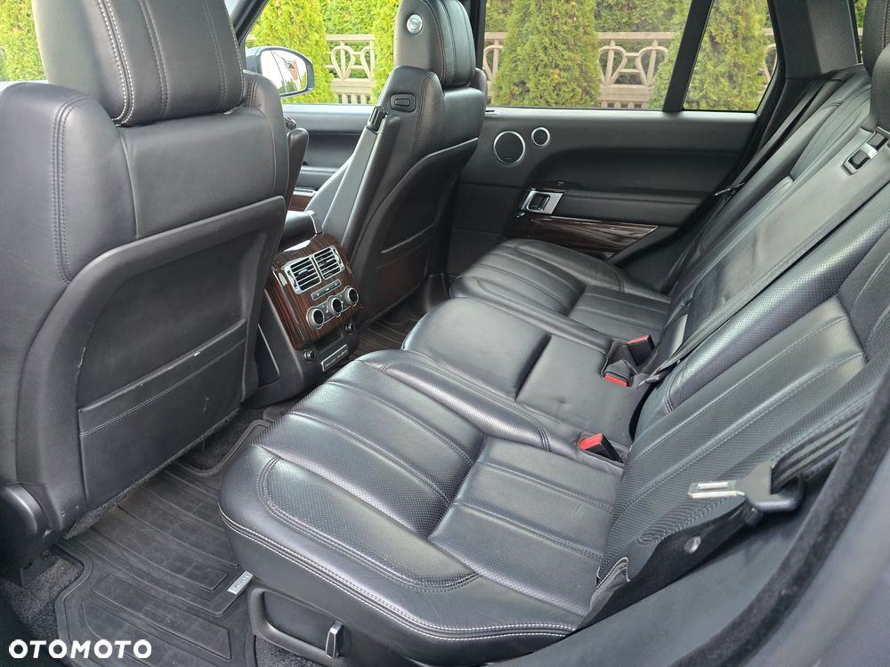 Land Rover Range Rover SDV6 Hybrid - 11