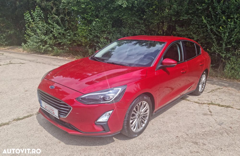 Ford Focus 1.0 EcoBoost Titanium Business - 3